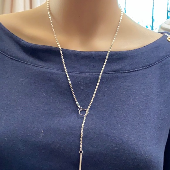 Jewelry - Necklace Silver wrap around flat bar